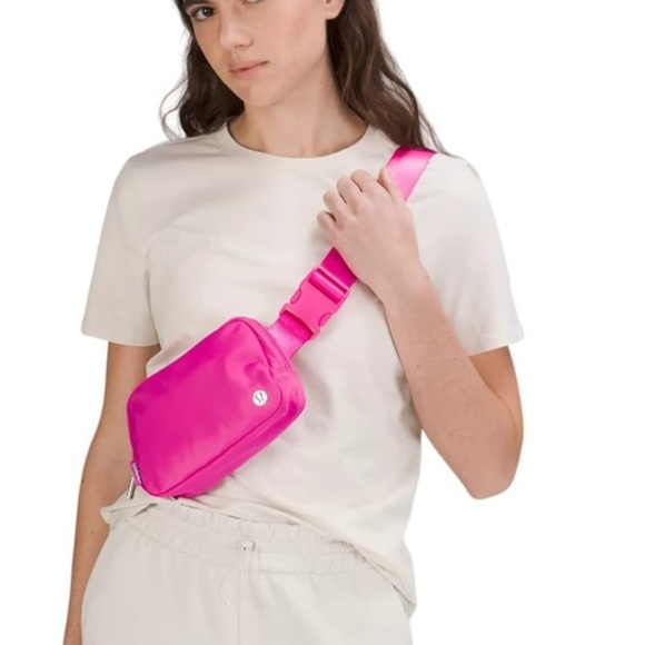 lululemon athletica Handbags - Lululemon Everywhere Belt Bag Crossbody 1L - SONIC PINK. - NWT